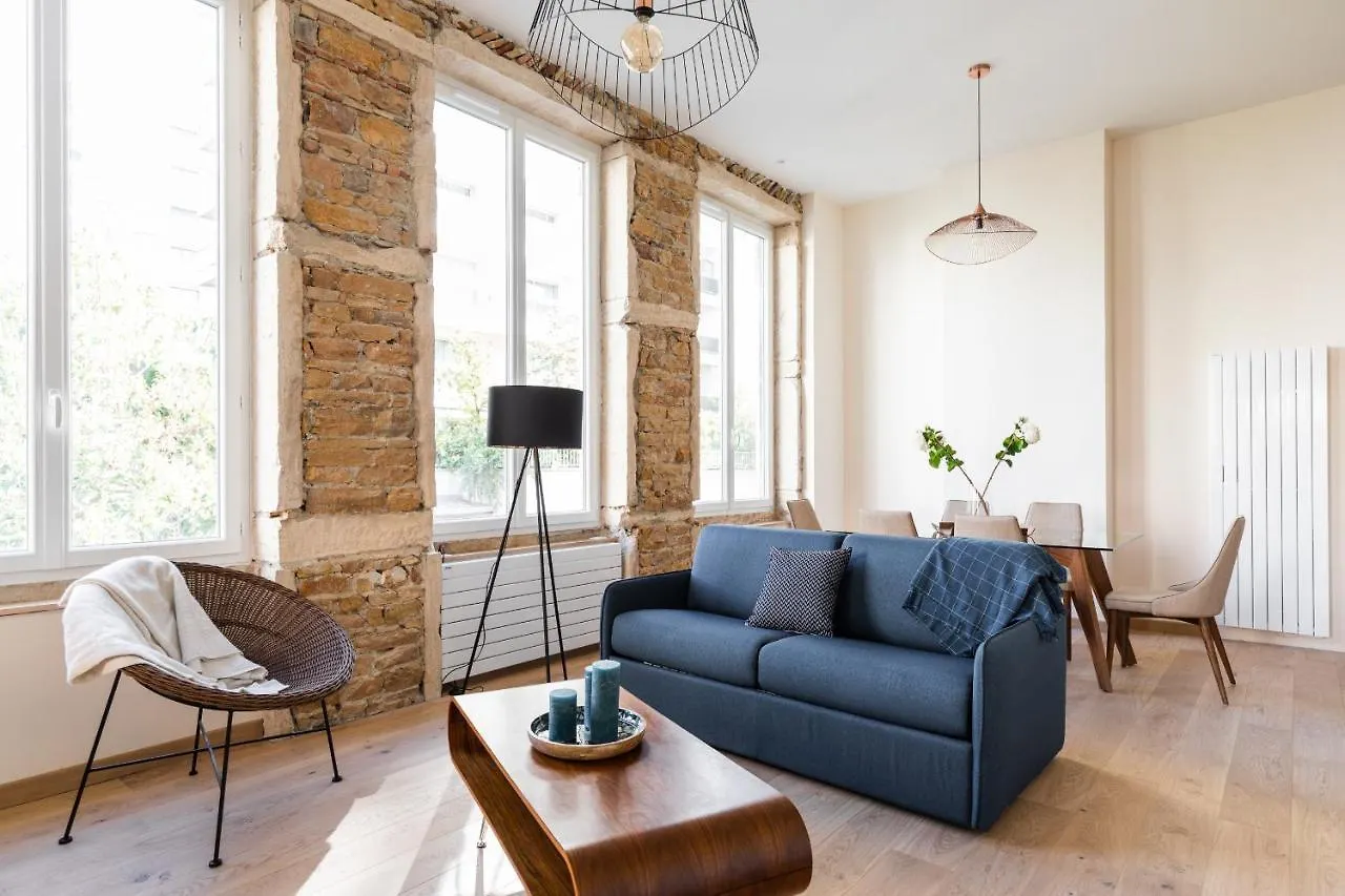 Dify Lumiere - Massena Apartment Lyon France